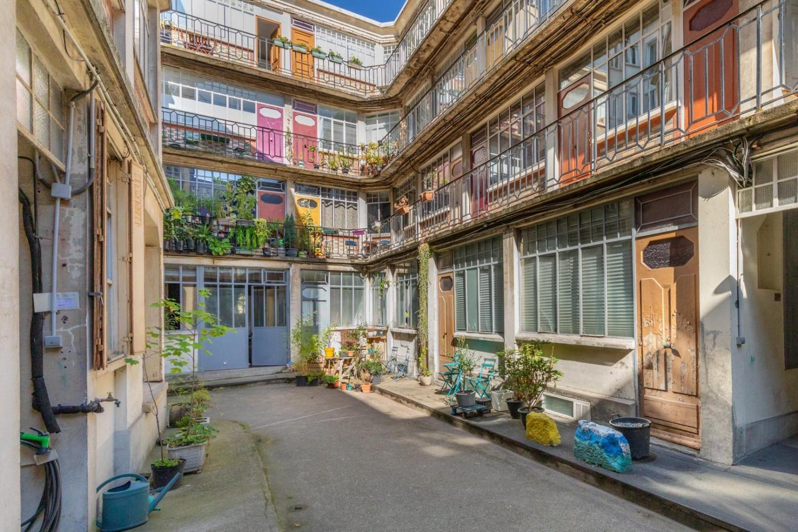 Guestready - Apto Parisiense Da Moda No 19º Arr. Exterior foto